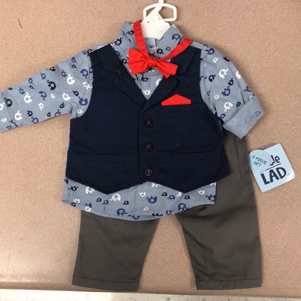 NWT. Three piece set for boy